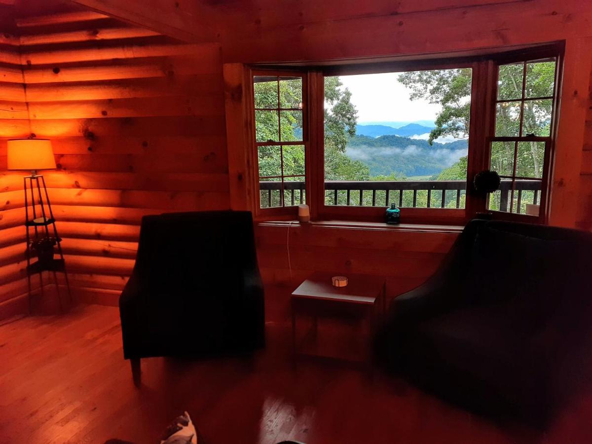 Treetops Cabin Easy To Asheville With Fast Wifi And Great View Swiss Exteriér fotografie